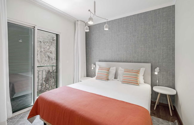 By the Sea, Reis Magos IV - Foto 3