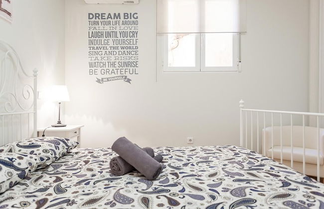 Stunning Urban Apt. Historic District - Sol - Photo 2