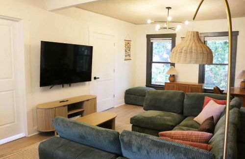 Walkable, Outdoor Oasis, BBQ, Firepit and Bocce Ball - Foto 11