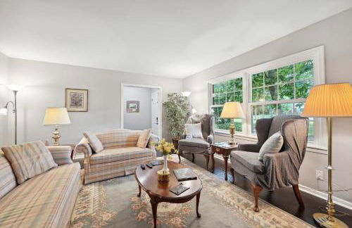 Greensboro Golf Getaway - 9 Mi to Downtown! - Foto 2