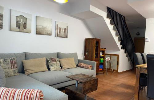 ADOSADO EN LA PLAYA - Foto 13