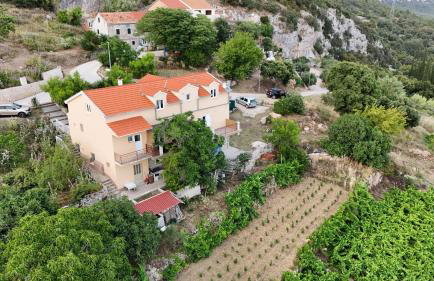 Apartments with parking space Orebic, Peljesac - 16326 - Photo 2