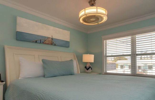 Flamingo Inn - Photo 24