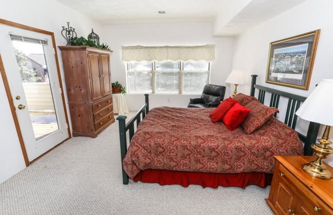 Seven Springs Resort Properties - Photo 10