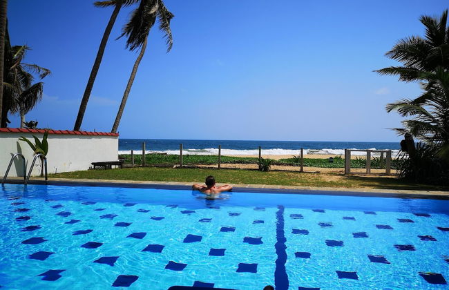 Tropical Beach House, Hikkaduwa - Foto 18