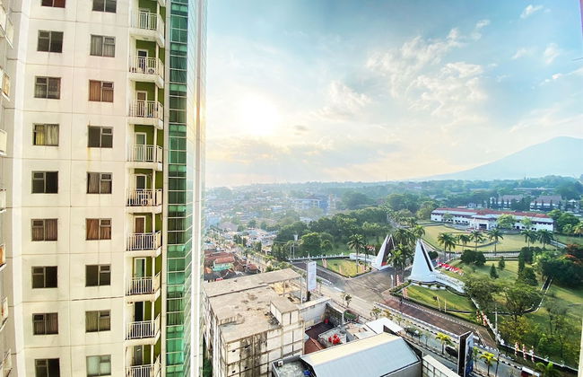 Warm Studio Apartment at Harvard Jatinangor - Photo 13