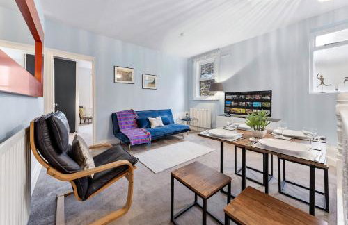 Lovely Split level 2 bedroom flat in NW London - Foto 23