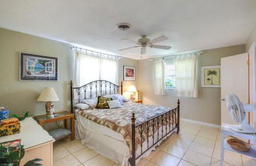 Spacious Home with Yard - half Mi to Ormond Beach! - Foto 13