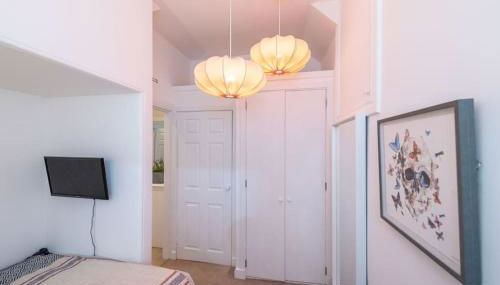 Lovely main door 1 bedroom holiday flat with patio - Foto 5