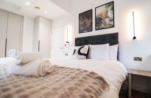 Modern 1-Bed Apartment in Buckinghamshire with Free WiFi, Parking & Garden - Foto 73