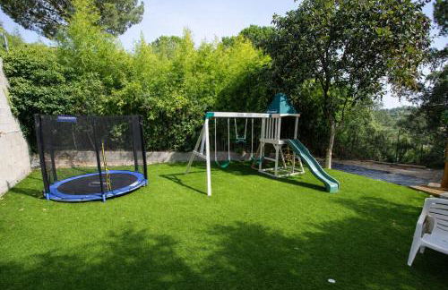 2 Private Abodes in One Magnificent Villa! - Foto 42