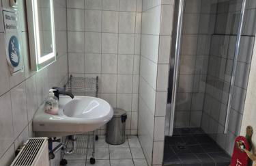 Montage Wohnung zum Walnussbaum Deutschhof - Photo 9