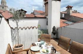 Charmantes Altstadthaus mit Dachterrasse - Foto 1