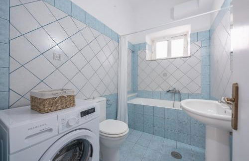 In the center of Messolonghi - Photo 43