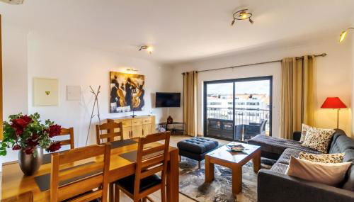 James's Quinta das Palmeiras, spacious 2 bedroom apartment in luxury complex, walking distance to town and beach - Foto 5