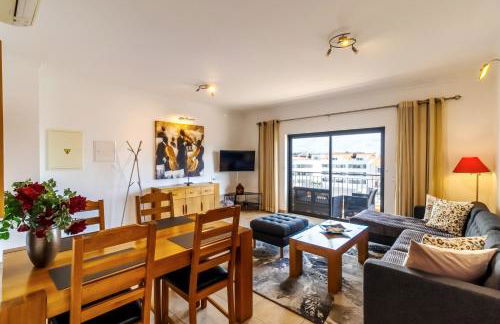 James's Quinta das Palmeiras, spacious 2 bedroom apartment in luxury complex, walking distance to town and beach - Foto 5