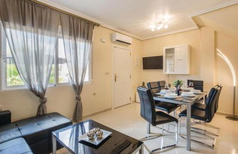 Cozy Home In San Miguel De Salinas - Foto 2