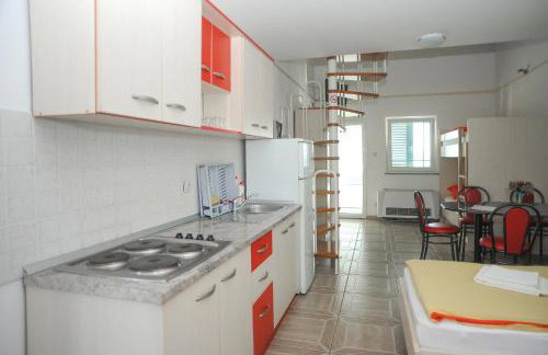 Apartments with swimming pool Caska, Pag - 3085 - Photo 30