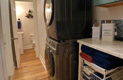 Cozy Downtown Cottage - Parking, Pet Friendly! - Foto 24