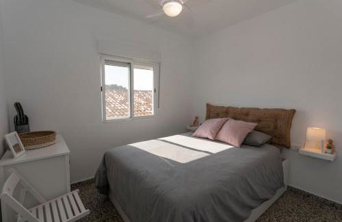 Los Chopos, 2 dormitorios, frente al mar, by Bookindenia - Foto 11