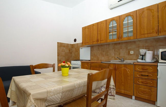 Apartment 1907 - Photo 8