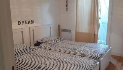 Charmant T3 à proximité du Bassin - Foto 5