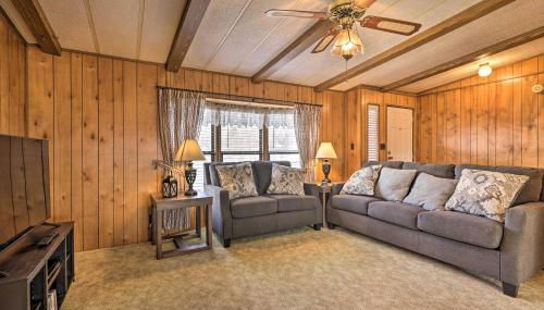 Richfield Home with Views about 13 Miles to Natl Park - Foto 3