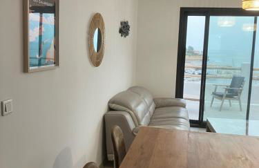 T2 vue sur le port jacuzzi terrasse et parking - Foto 17