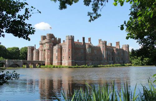 Herstmonceux Castle - Bader Hall - Foto 7