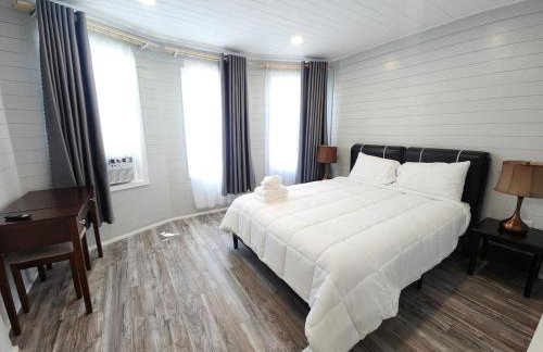 Nestled Away- Comfortable 3BDRM, Central Location - Foto 33