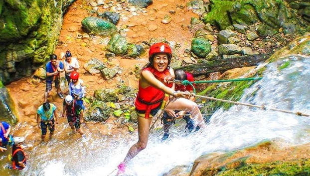 Climbing the Tambillo Waterfalls
