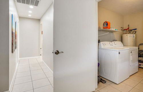 8 Mi to State Farm Stadium Glendale Home with Grill - Foto 20