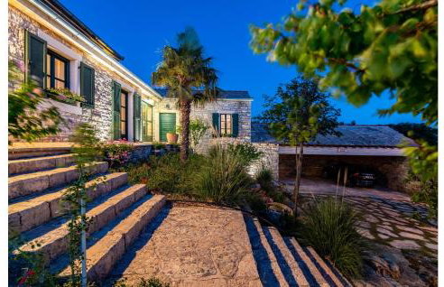 3 Bedroom Beautiful Home In Lisicic - Foto 31