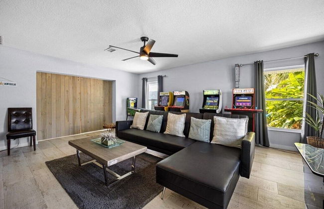 Canal Front Beach Home, Private Pool - Foto 44