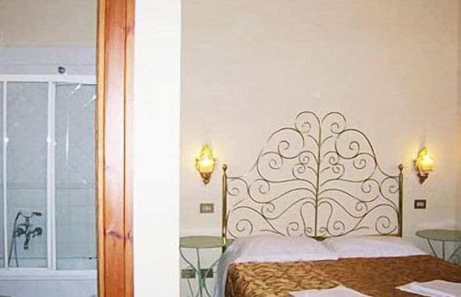 Marta Guest House - Photo 22