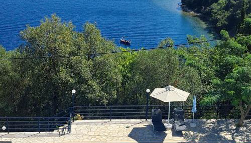 Kerasia Villas - 4 apartments & cottage - Photo 1