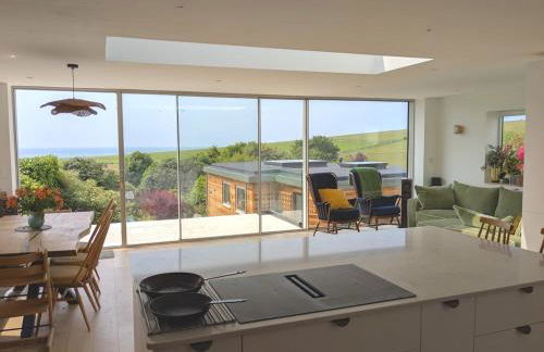 Sea View Villa with Huge Garden & Table Tennis - Foto 57