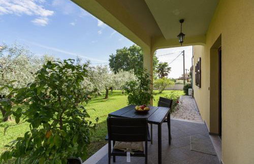 Hundefreundliches Paradies mit Pool, Spielplatz, Grillbereich, privater Terrasse - Photo 3