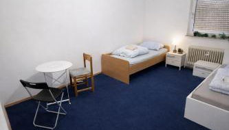 Land Lord Apartments 3-4 Sleeping Rooms near Frankfurt am Main - Foto 3