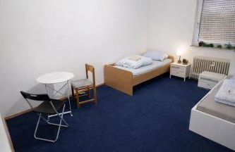 Land Lord Apartments 3-4 Sleeping Rooms near Frankfurt am Main - Foto 3