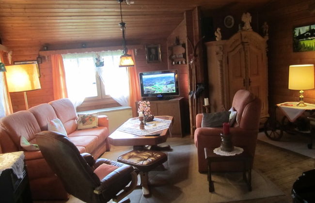 Detached Wooden House with Fireplace & Large Garden near Bad Wildungen - Foto 7