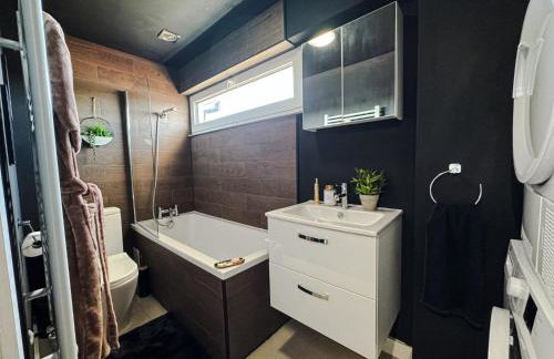 Luxury Nest 10 Guests Free Parking Middlesbrough - Photo 39