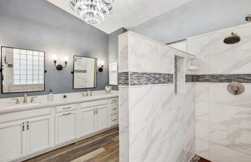 Sunkissed Private Pool 3BR Oasis w Outdoor Lounge - Foto 45