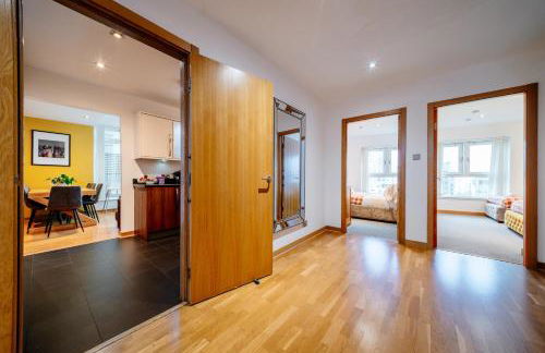 Weston's Penthouse sleep 11, 8 Beds Free Parking - Foto 63