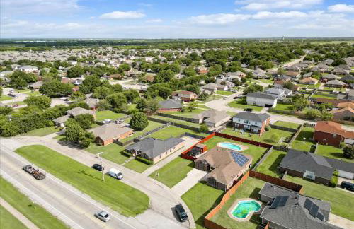 5BR Holiday Getaway in DeSoto with Pool, Hot Tub & Cinema - Foto 53