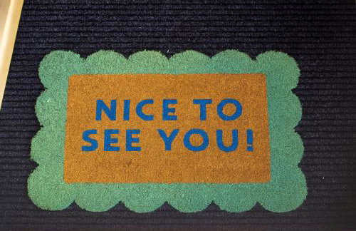 Manchester Stay Hub - 2BR with Free Parking, Near Airport & Attractions - Foto 39