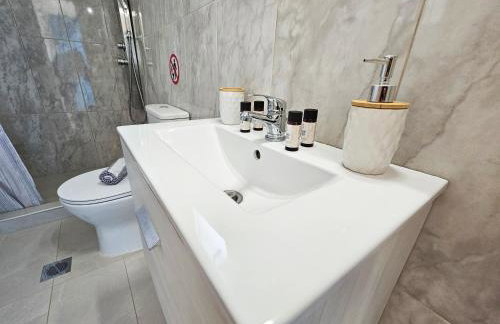 Odysseas Apartments - Photo 18