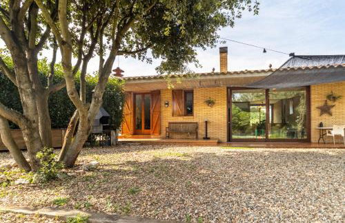 Can Noguer – Casa con piscina y jardín - Photo 6