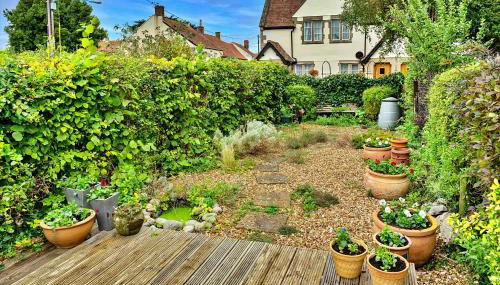 Finest Retreats - Clematis Cottage - Foto 5, Garden, Garden view