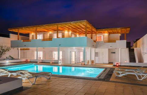 Villa Dedalos - Spacious luxury Villa with heated pool in Puerto Calero - Foto 23